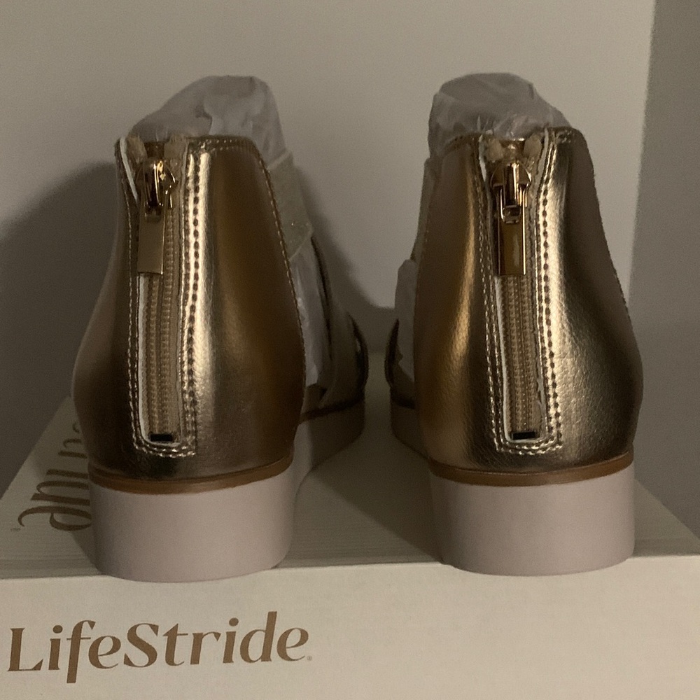 Life Stride Women's Giselle Metallic Gold Sandals - Picture 3 of 4